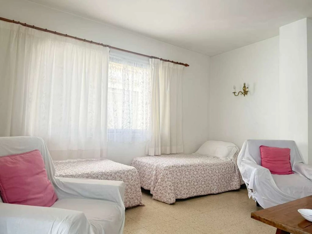 9-467d0cee5b725f3ef65f102a0c2e69c0