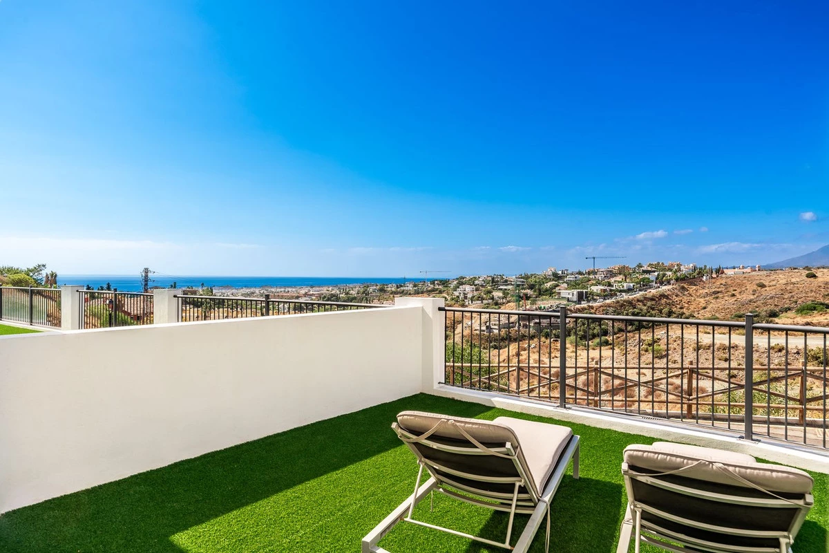 7-aa4cc561180b369757c0bb4af9886cd3