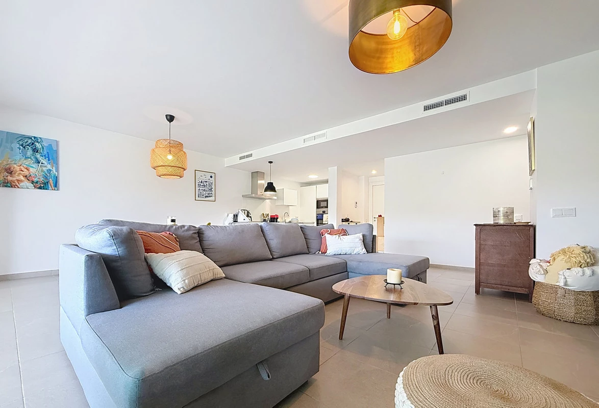 8-e64a9055bba3e77ac8aca3b893cdf826