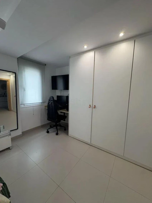 8-e64a9055bba3e77ac8aca3b893cdf826