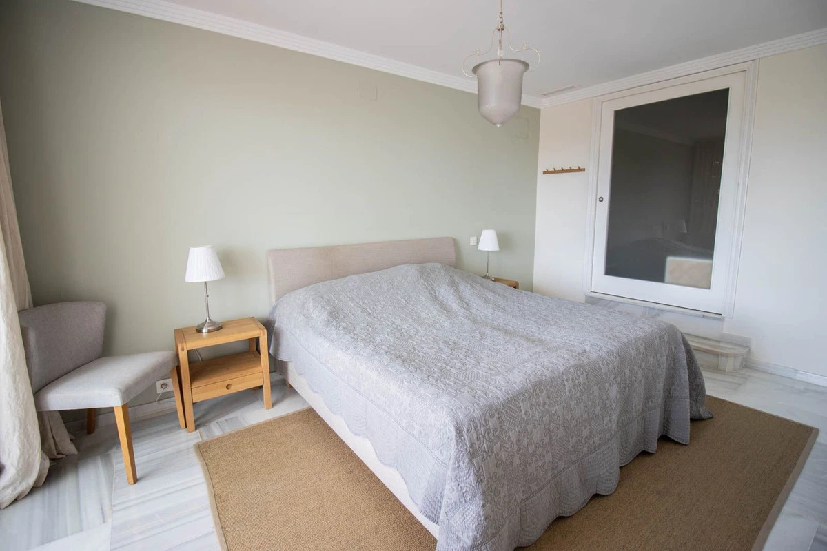 8-e64a9055bba3e77ac8aca3b893cdf826