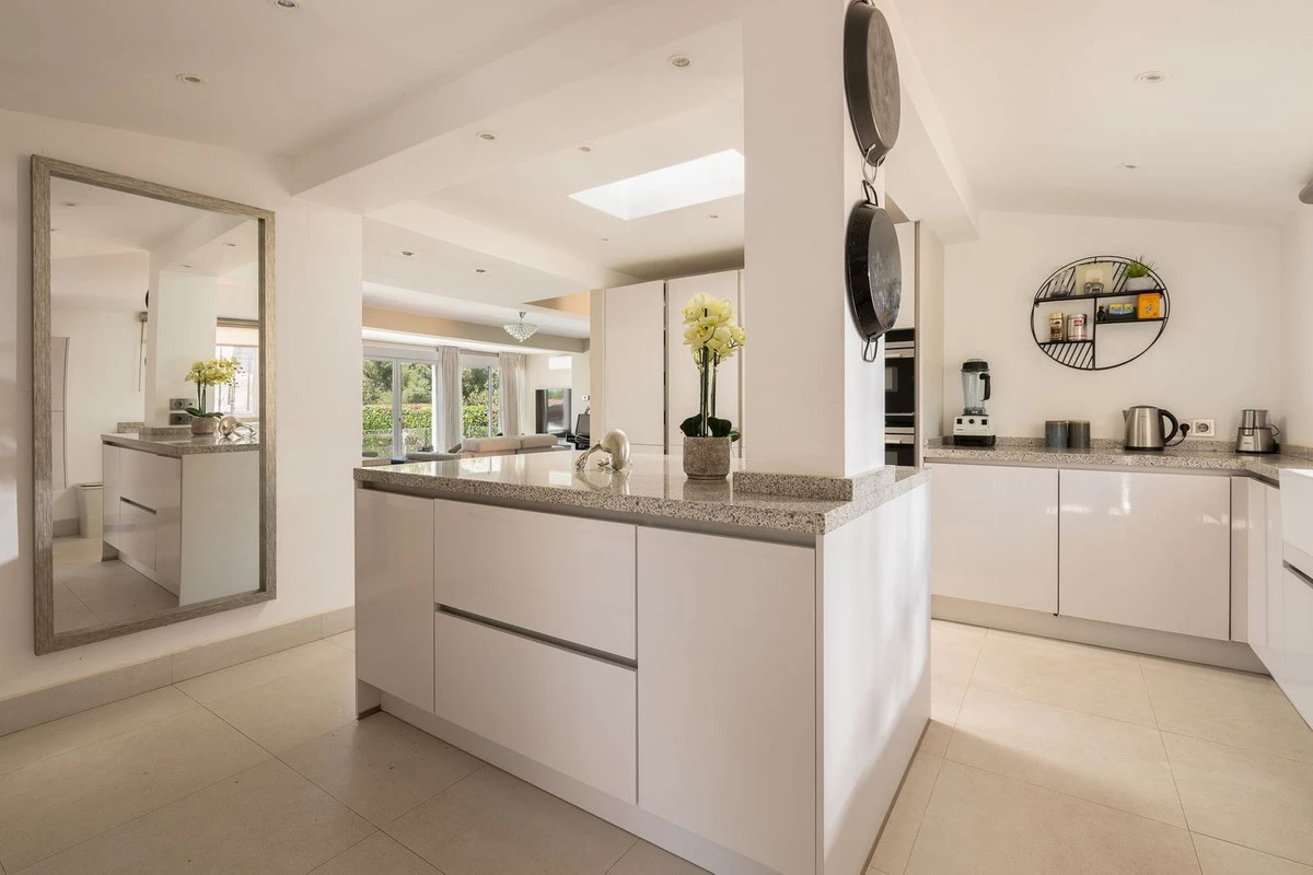 6-241328e1bcc9c0d8ce1222beb6c967a8