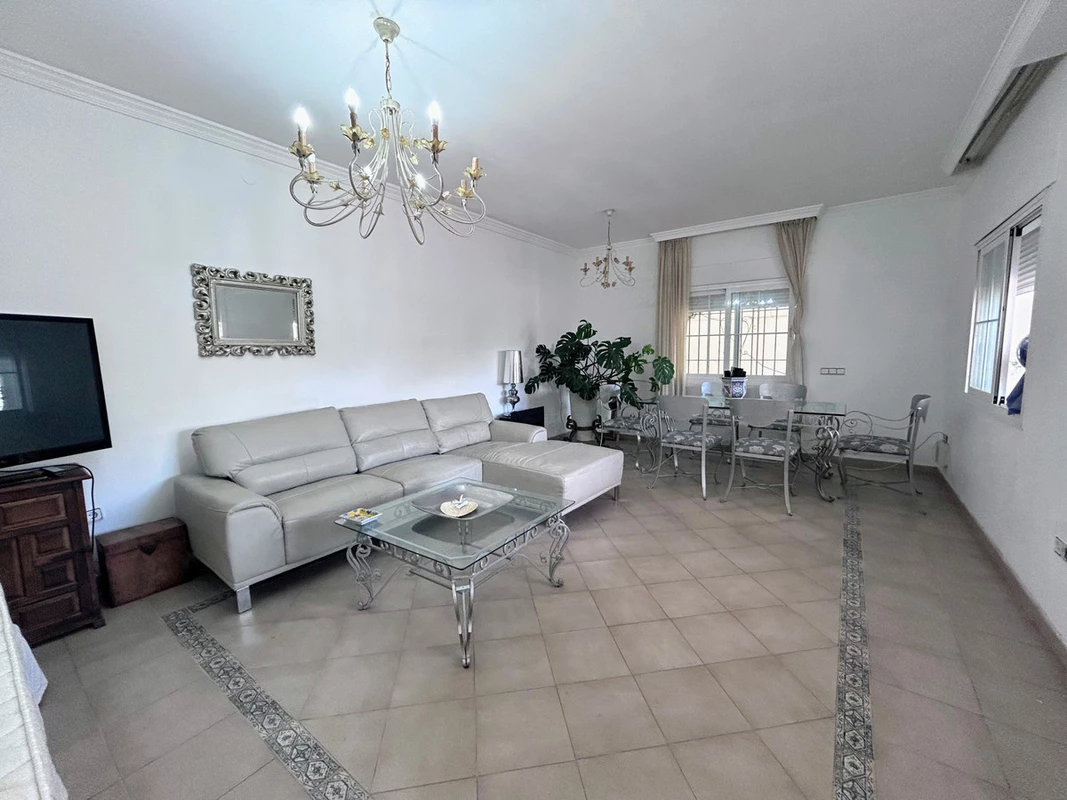 4-c23c0f86247804fa50226aecd8b0b2c8