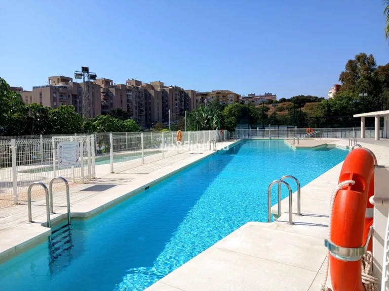 R5192293 | Penthouse in Estepona – € 589,900 – 2 beds, 2 baths