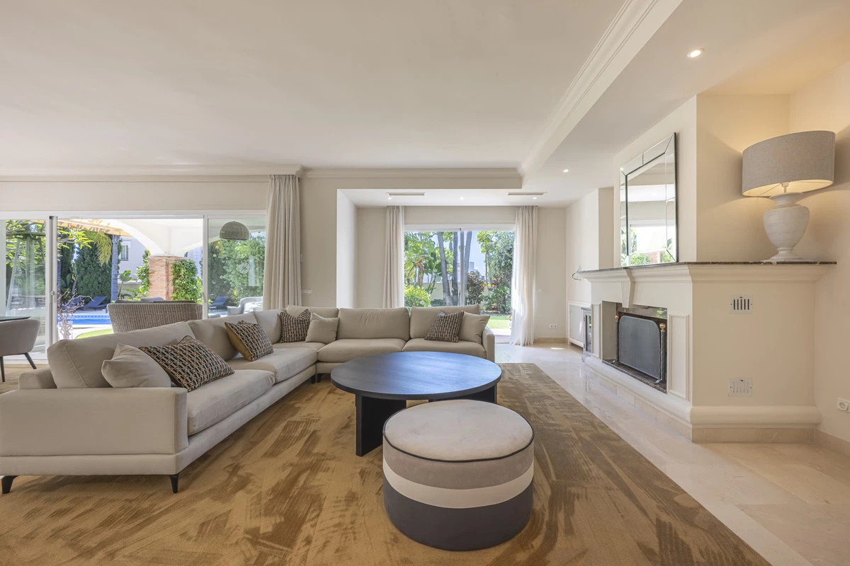 3-e898b2bb2a2fdfd06d2c39894dce8316