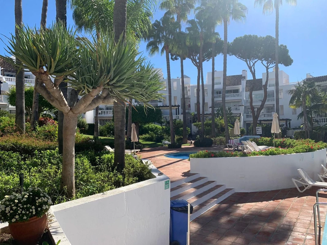 9-467d0cee5b725f3ef65f102a0c2e69c0