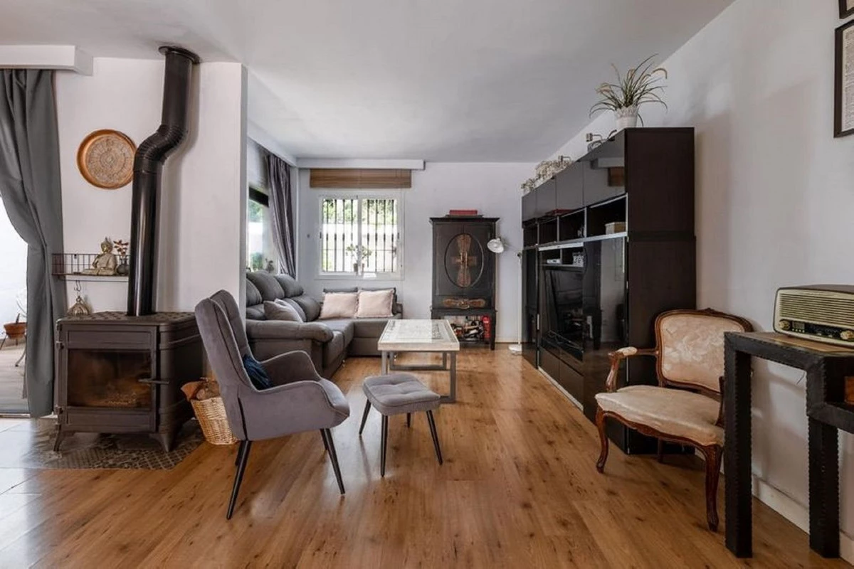 9-467d0cee5b725f3ef65f102a0c2e69c0