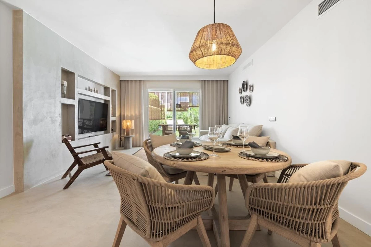 7-aa4cc561180b369757c0bb4af9886cd3