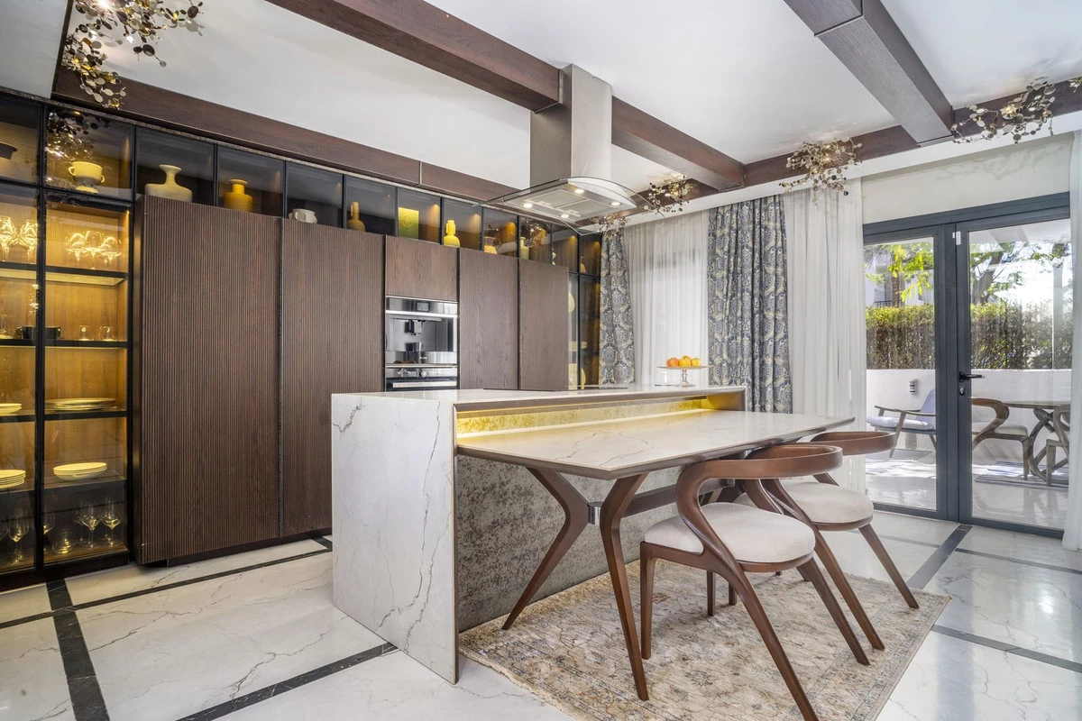 4-c23c0f86247804fa50226aecd8b0b2c8