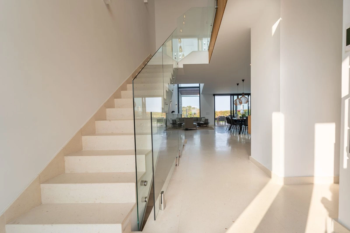 4-c23c0f86247804fa50226aecd8b0b2c8