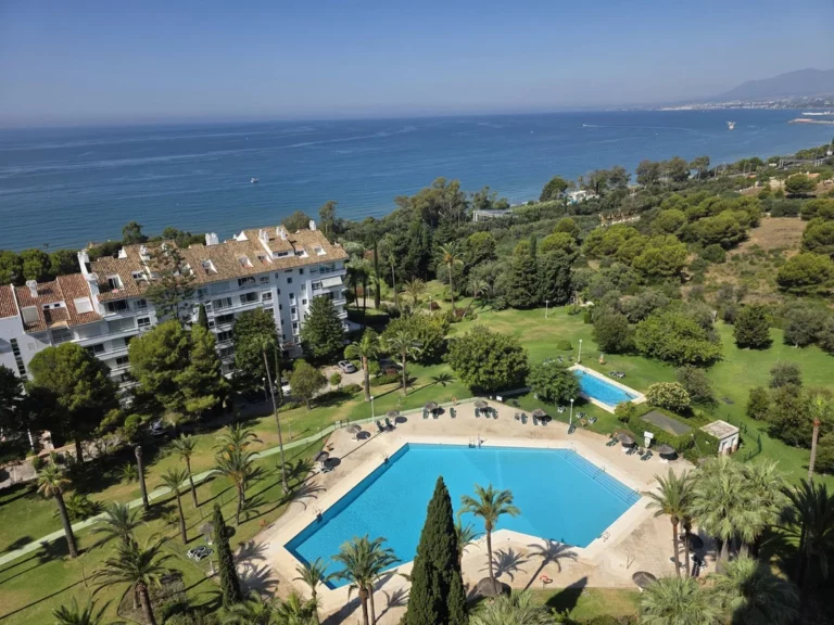 R5188060 | Middle Floor Apartment in Marbella – € 899,000 – 1 beds, 1.5 baths
