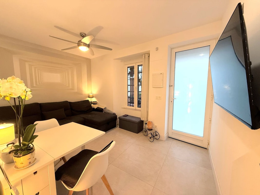 4-c23c0f86247804fa50226aecd8b0b2c8