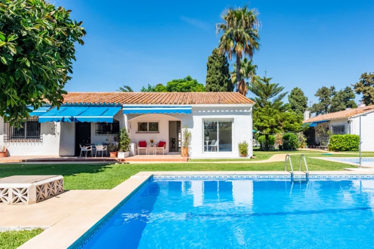 R4951573 | Ground Floor Apartment in San Pedro de Alcántara – € 549,000 – 2 beds, 1 baths