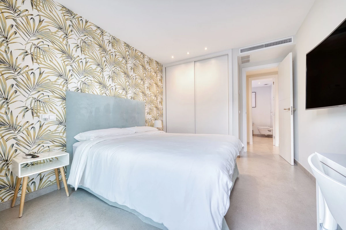 8-e64a9055bba3e77ac8aca3b893cdf826