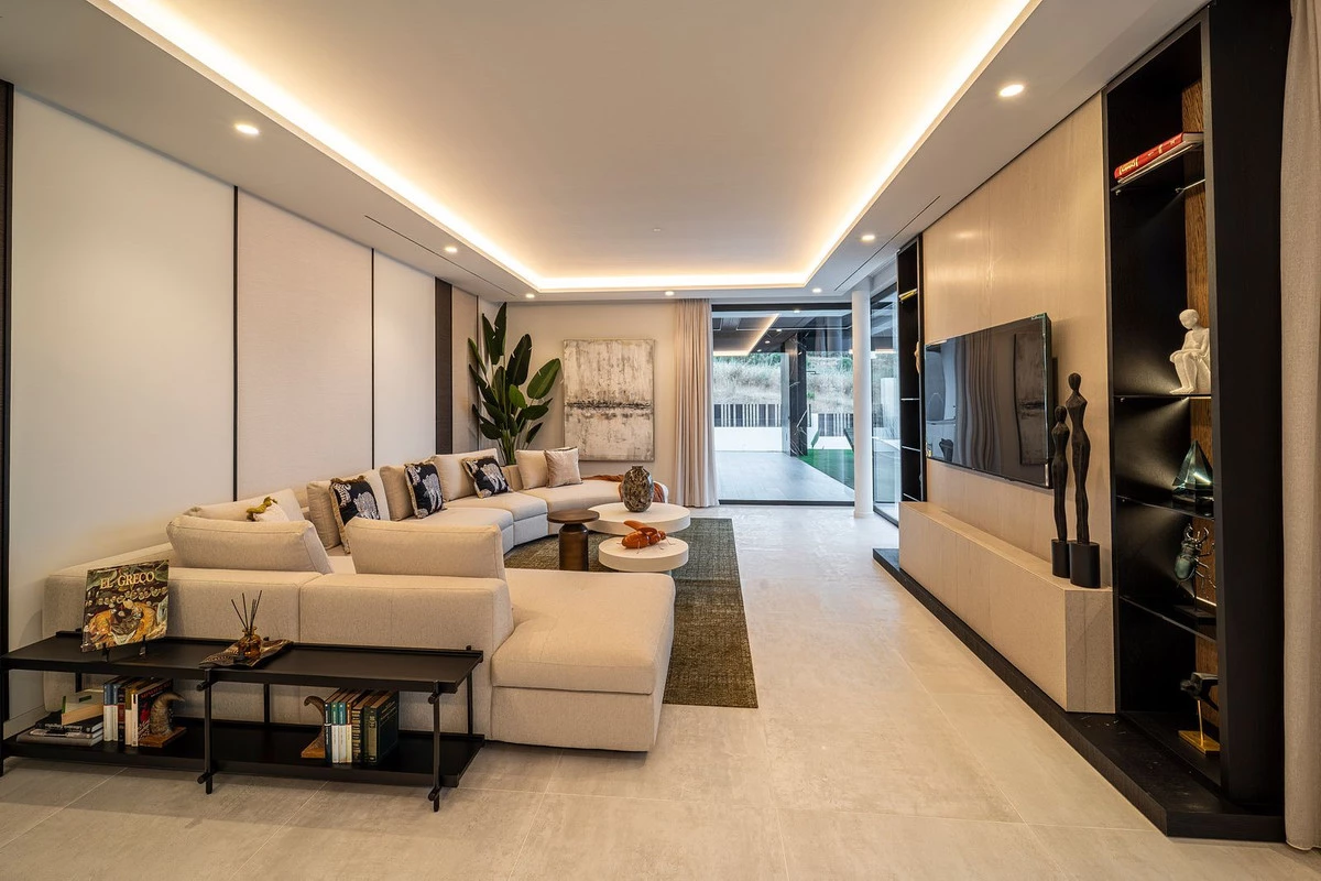 7-aa4cc561180b369757c0bb4af9886cd3