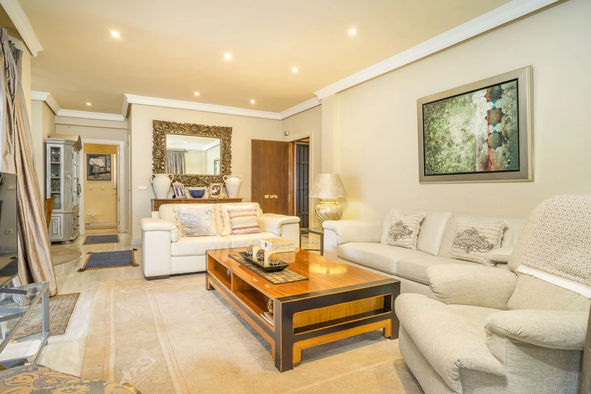 7-aa4cc561180b369757c0bb4af9886cd3