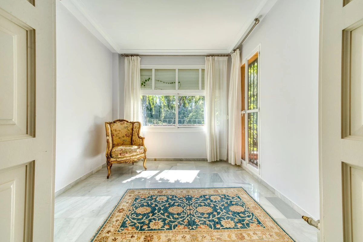 4-c23c0f86247804fa50226aecd8b0b2c8