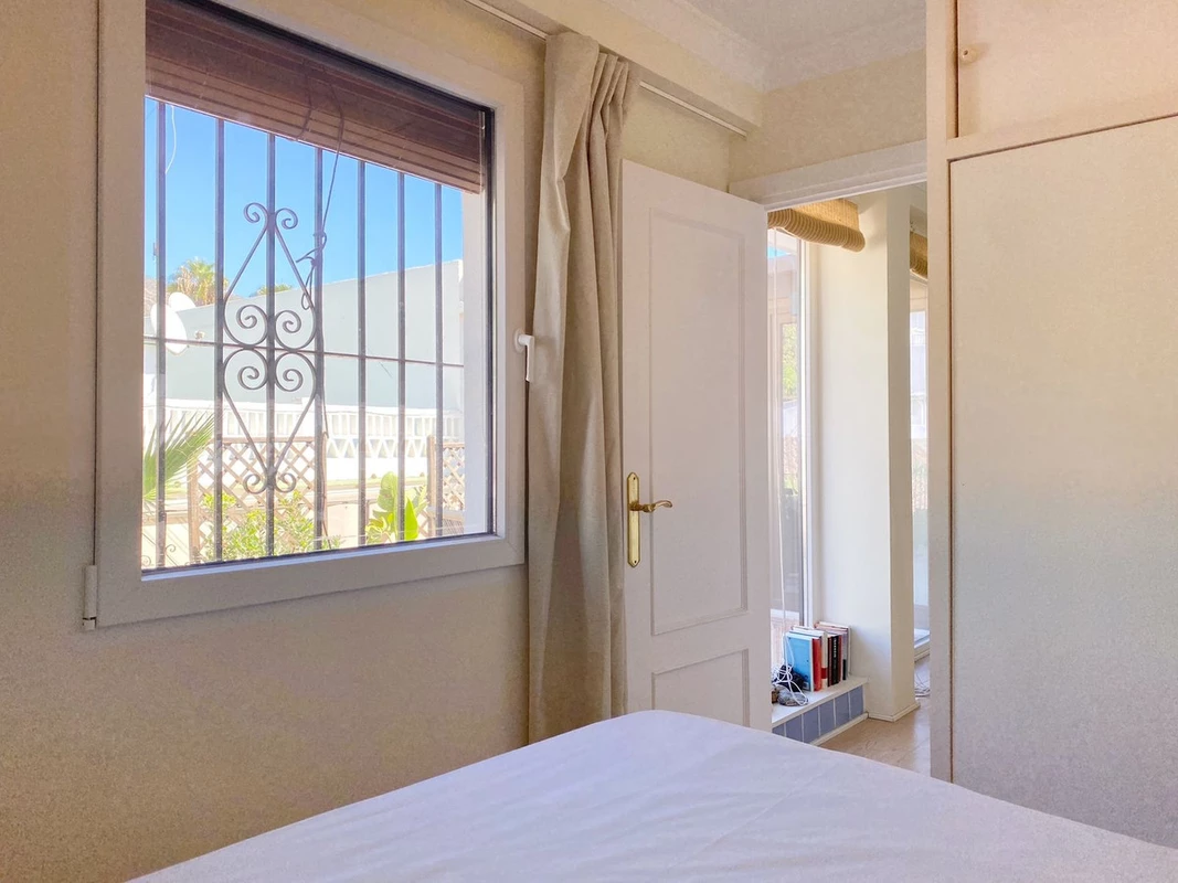 9-467d0cee5b725f3ef65f102a0c2e69c0