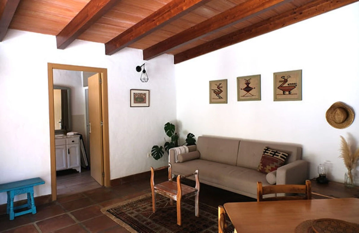 4-c23c0f86247804fa50226aecd8b0b2c8