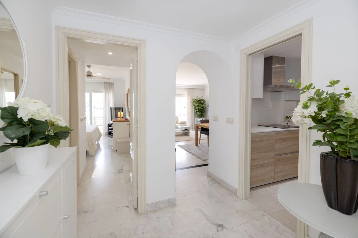 2-5bd7b9d04b45e33852eaf0ec6670150d