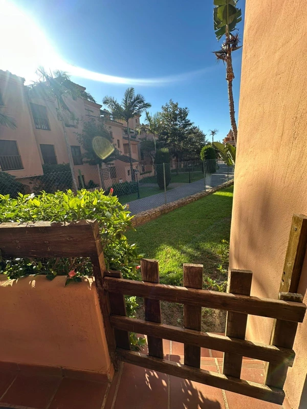 2-5bd7b9d04b45e33852eaf0ec6670150d