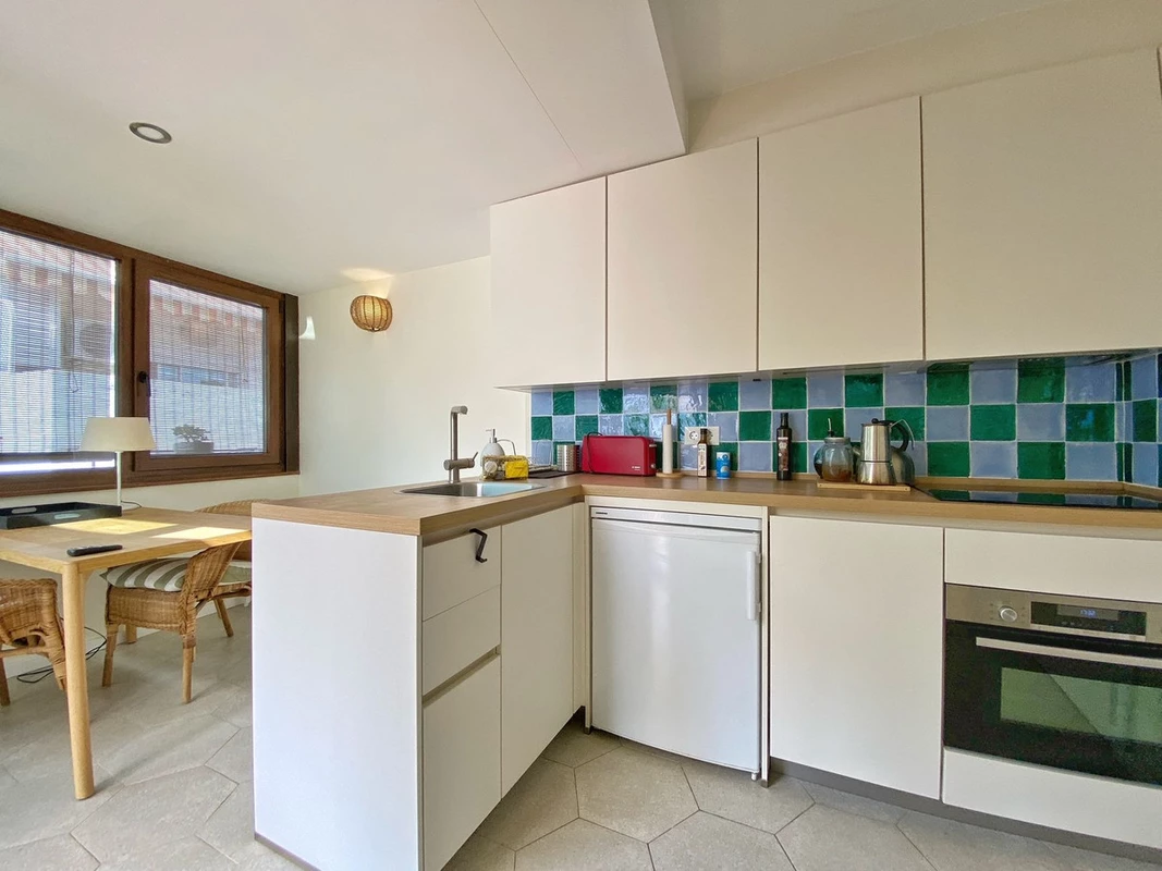 4-c23c0f86247804fa50226aecd8b0b2c8