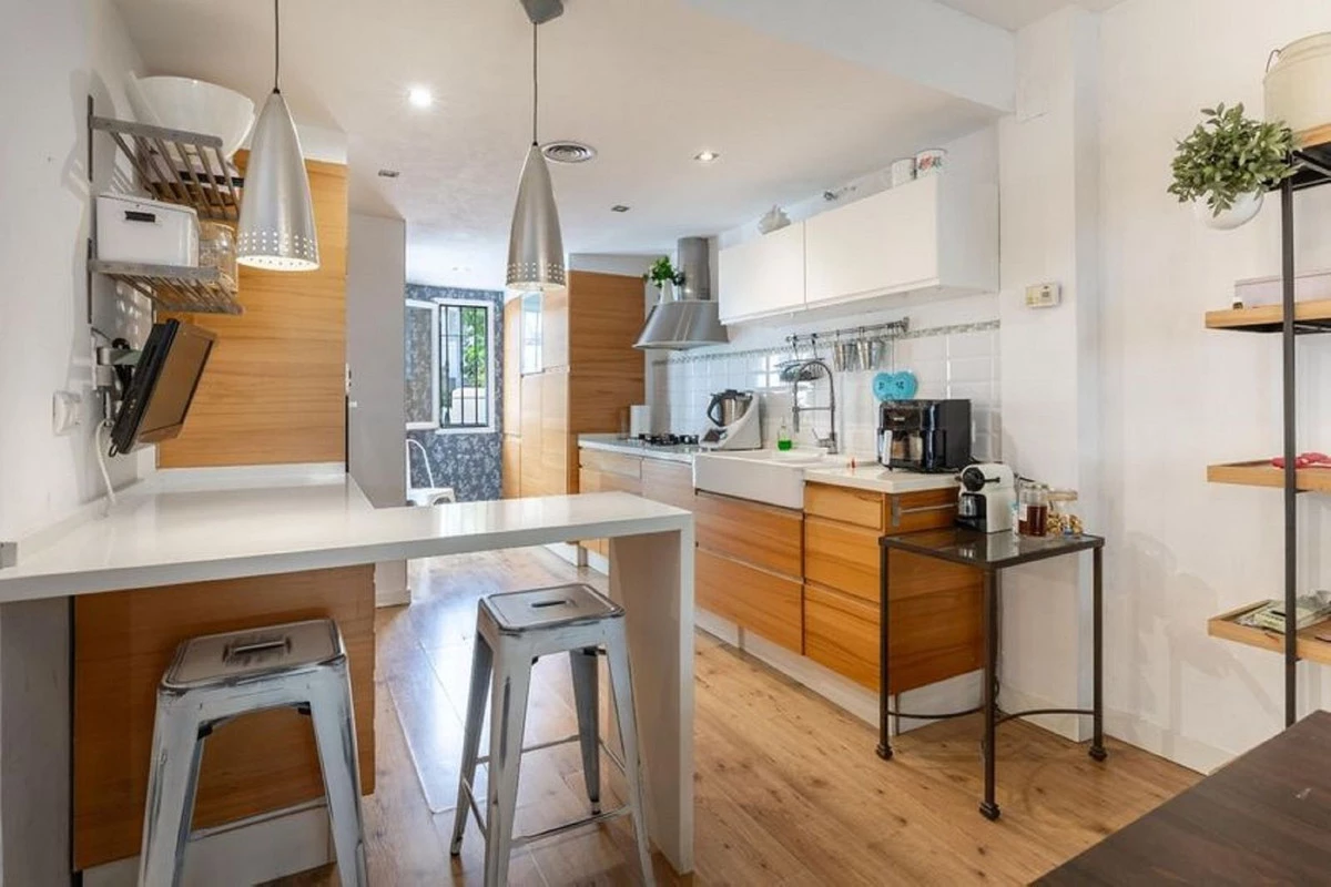 4-c23c0f86247804fa50226aecd8b0b2c8