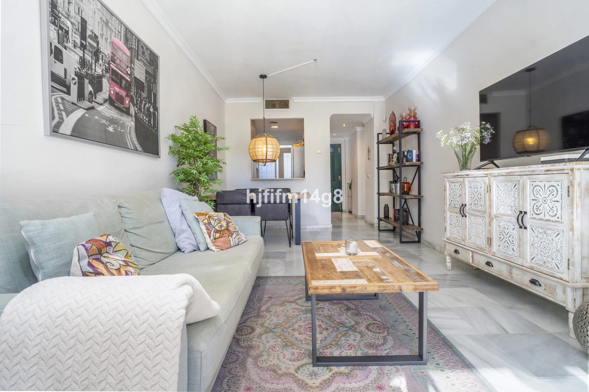 7-aa4cc561180b369757c0bb4af9886cd3