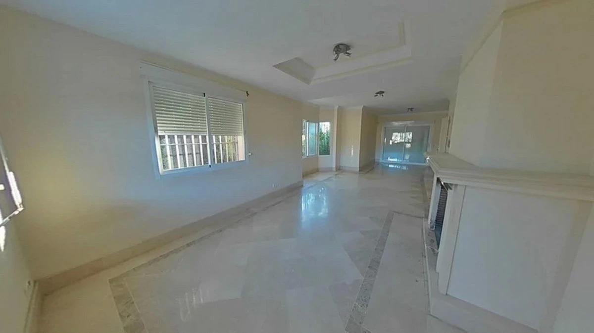 4-c23c0f86247804fa50226aecd8b0b2c8