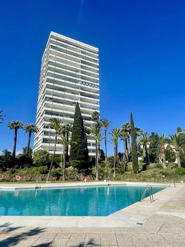 2-5bd7b9d04b45e33852eaf0ec6670150d