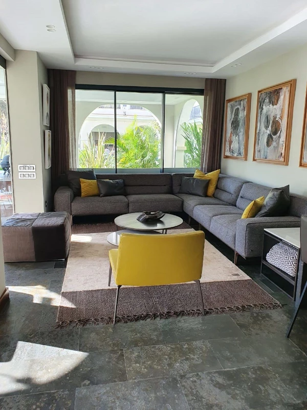 2-5bd7b9d04b45e33852eaf0ec6670150d