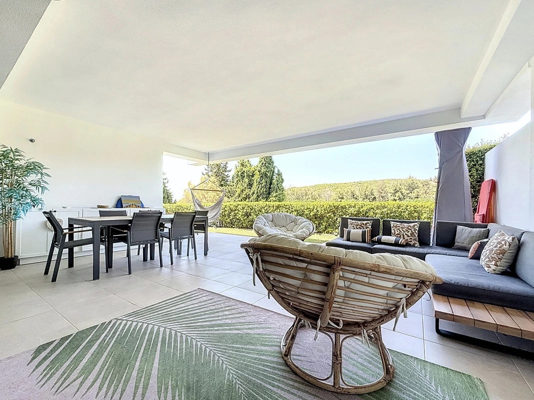 2-5bd7b9d04b45e33852eaf0ec6670150d