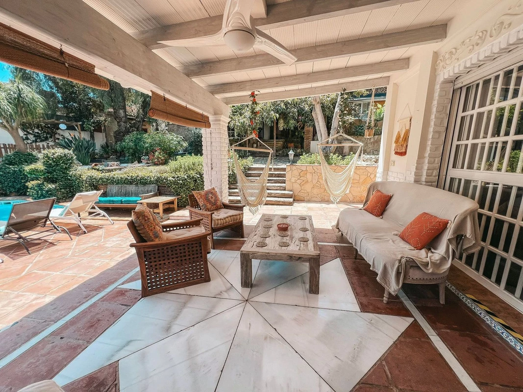 4-c23c0f86247804fa50226aecd8b0b2c8