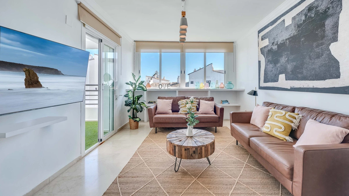 2-5bd7b9d04b45e33852eaf0ec6670150d