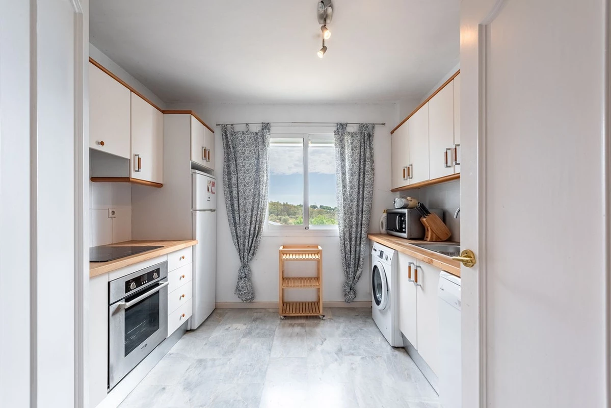 8-e64a9055bba3e77ac8aca3b893cdf826