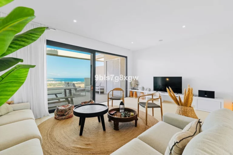 R5203021 | Middle Floor Apartment in Casares Playa – € 649,000 – 2 beds, 2 baths