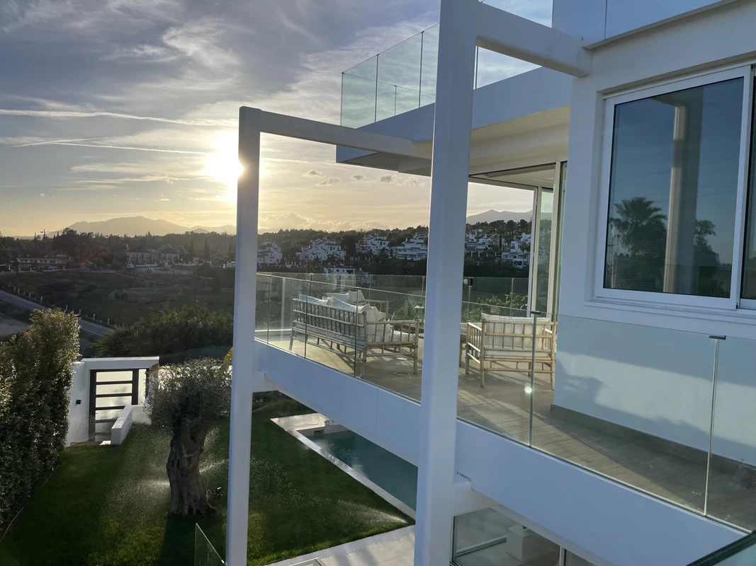 4-c23c0f86247804fa50226aecd8b0b2c8