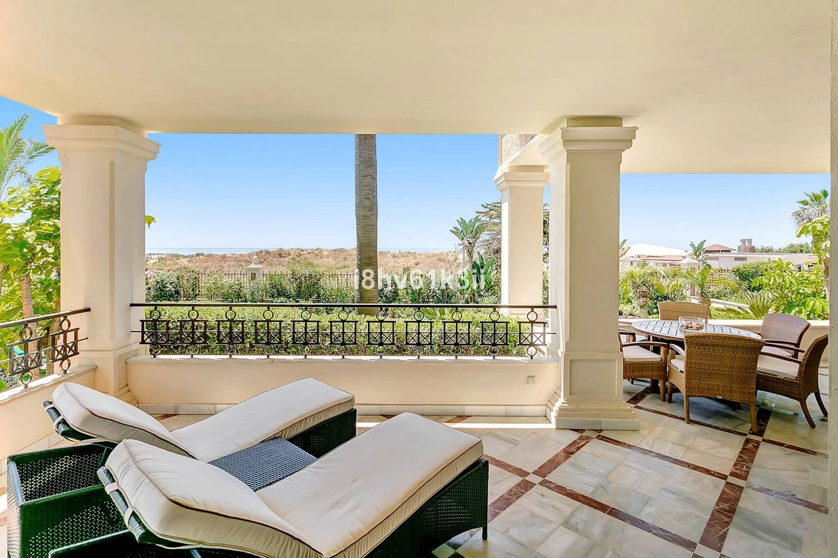 9-467d0cee5b725f3ef65f102a0c2e69c0