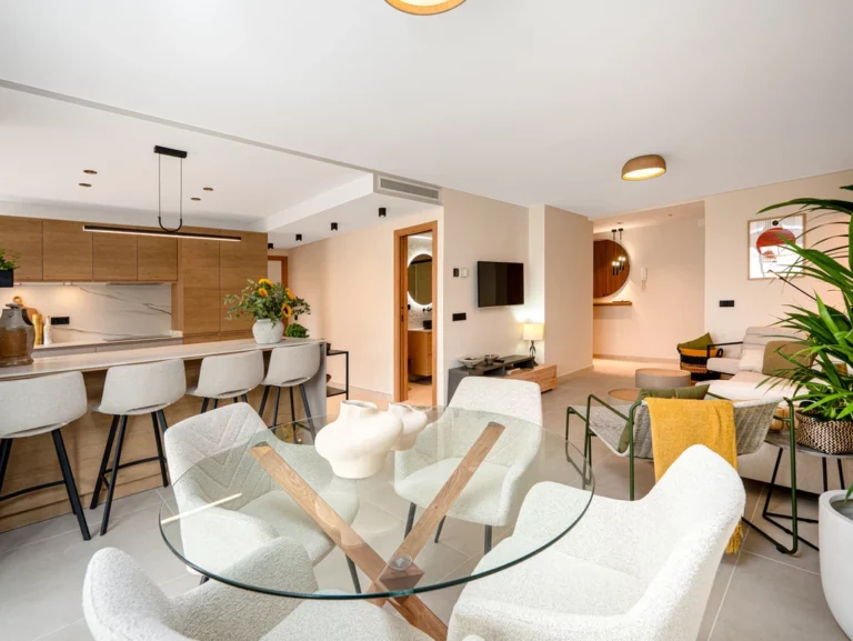 R5157580 | Middle Floor Apartment in Marbella – € 699,950 – 3 beds, 3 baths