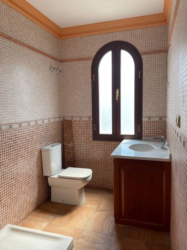 8-e64a9055bba3e77ac8aca3b893cdf826