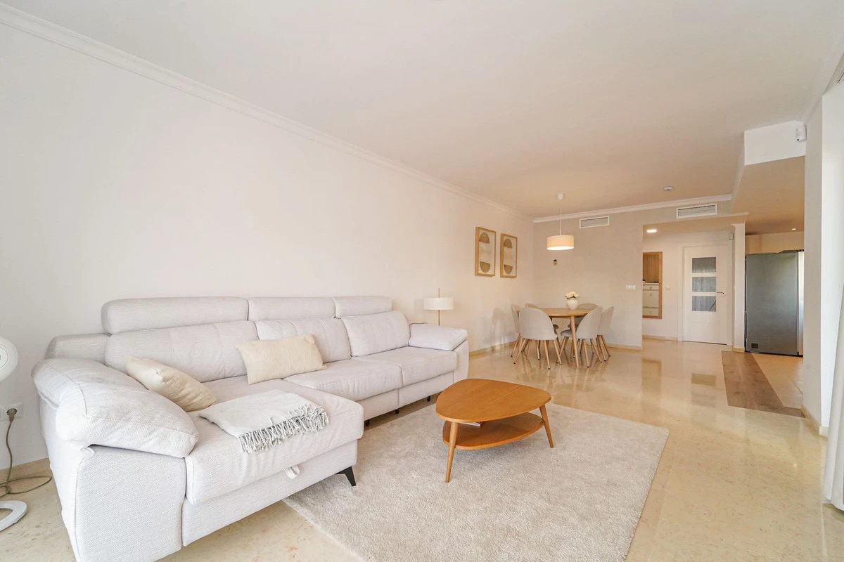 2-5bd7b9d04b45e33852eaf0ec6670150d