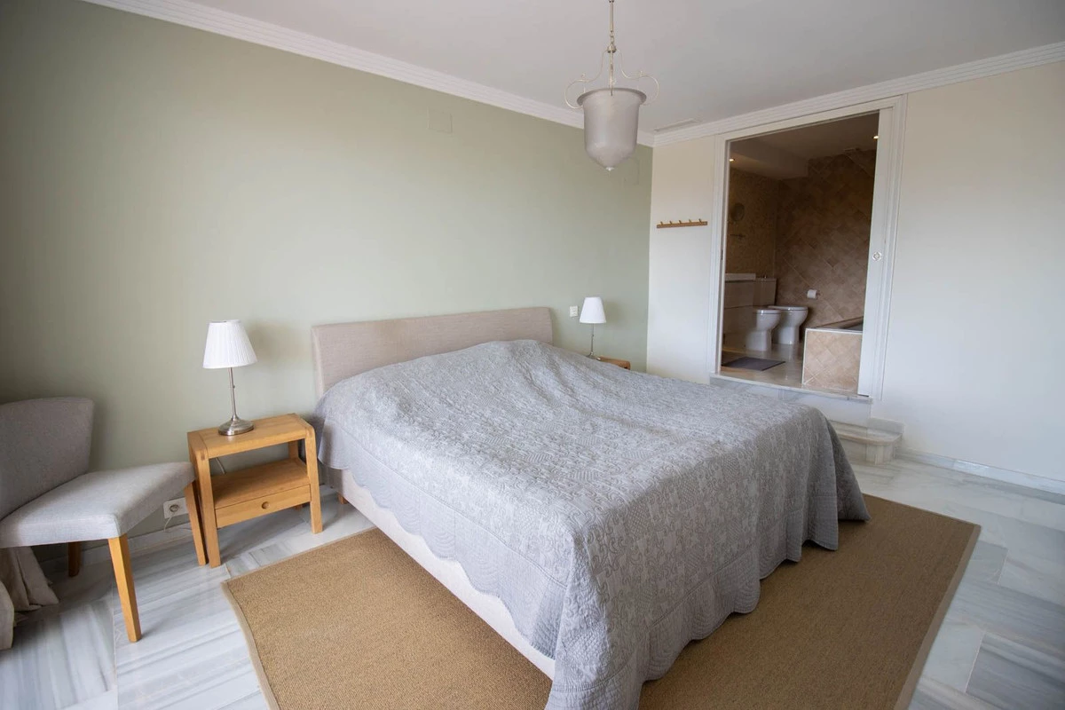 9-467d0cee5b725f3ef65f102a0c2e69c0