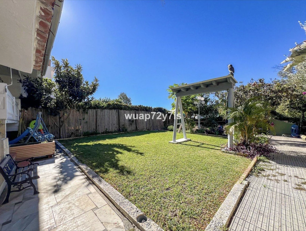 8-e64a9055bba3e77ac8aca3b893cdf826