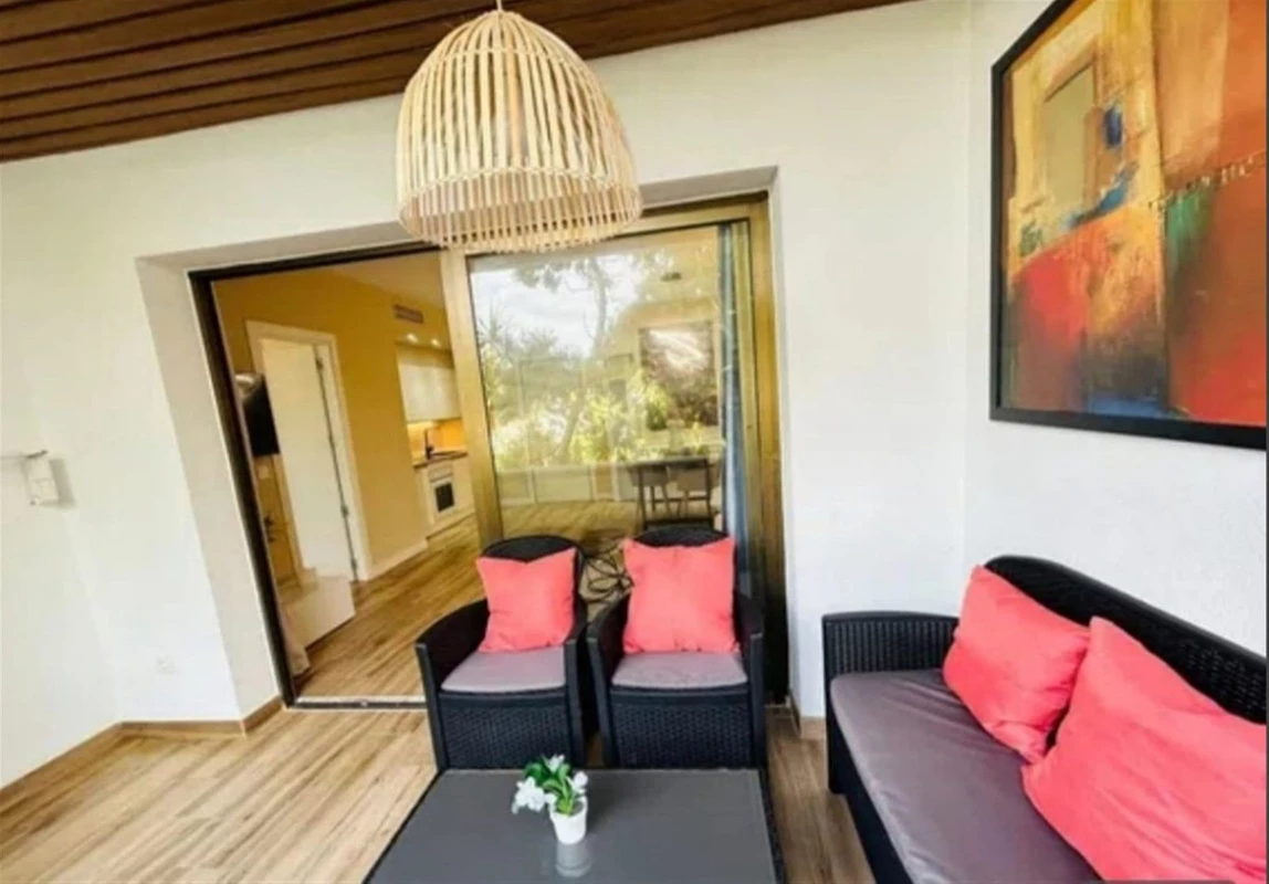 2-5bd7b9d04b45e33852eaf0ec6670150d