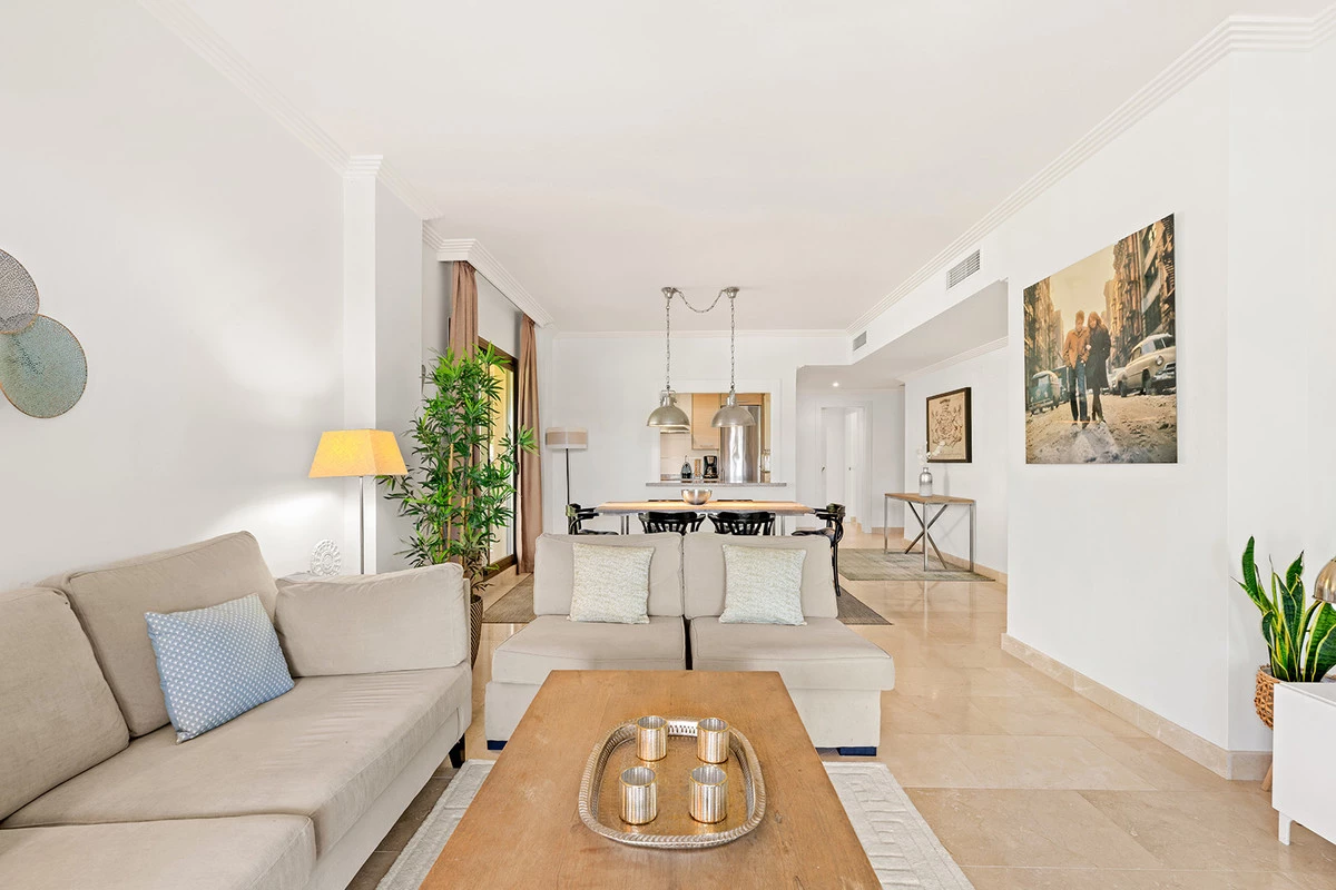 2-5bd7b9d04b45e33852eaf0ec6670150d