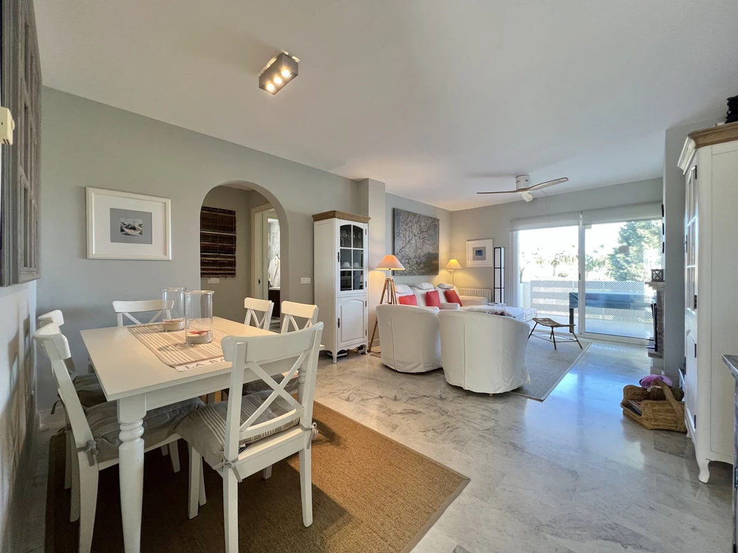 4-c23c0f86247804fa50226aecd8b0b2c8