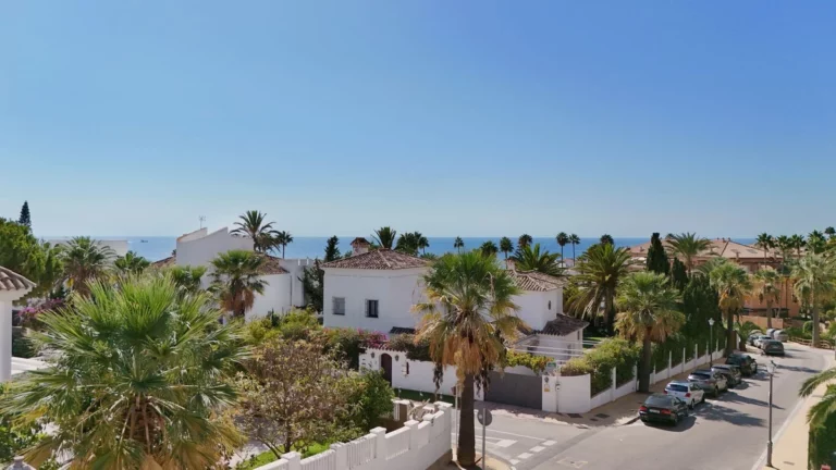 R5187715 | Duplex in Marbella – € 550,000 – 3 beds, 3 baths