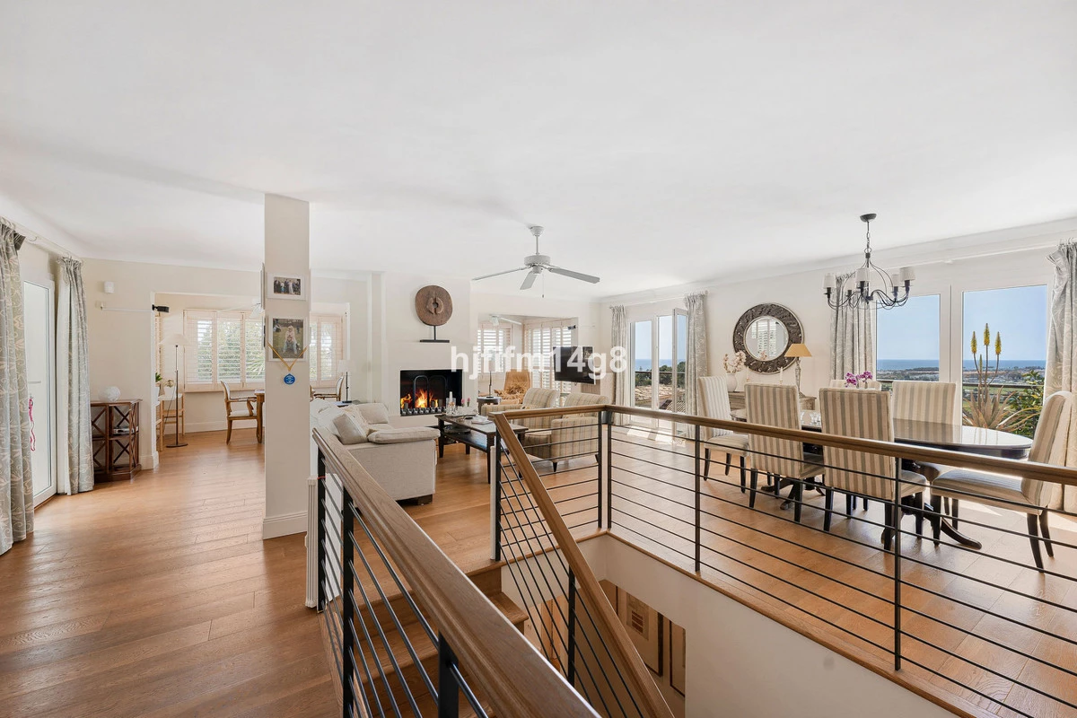 8-e64a9055bba3e77ac8aca3b893cdf826