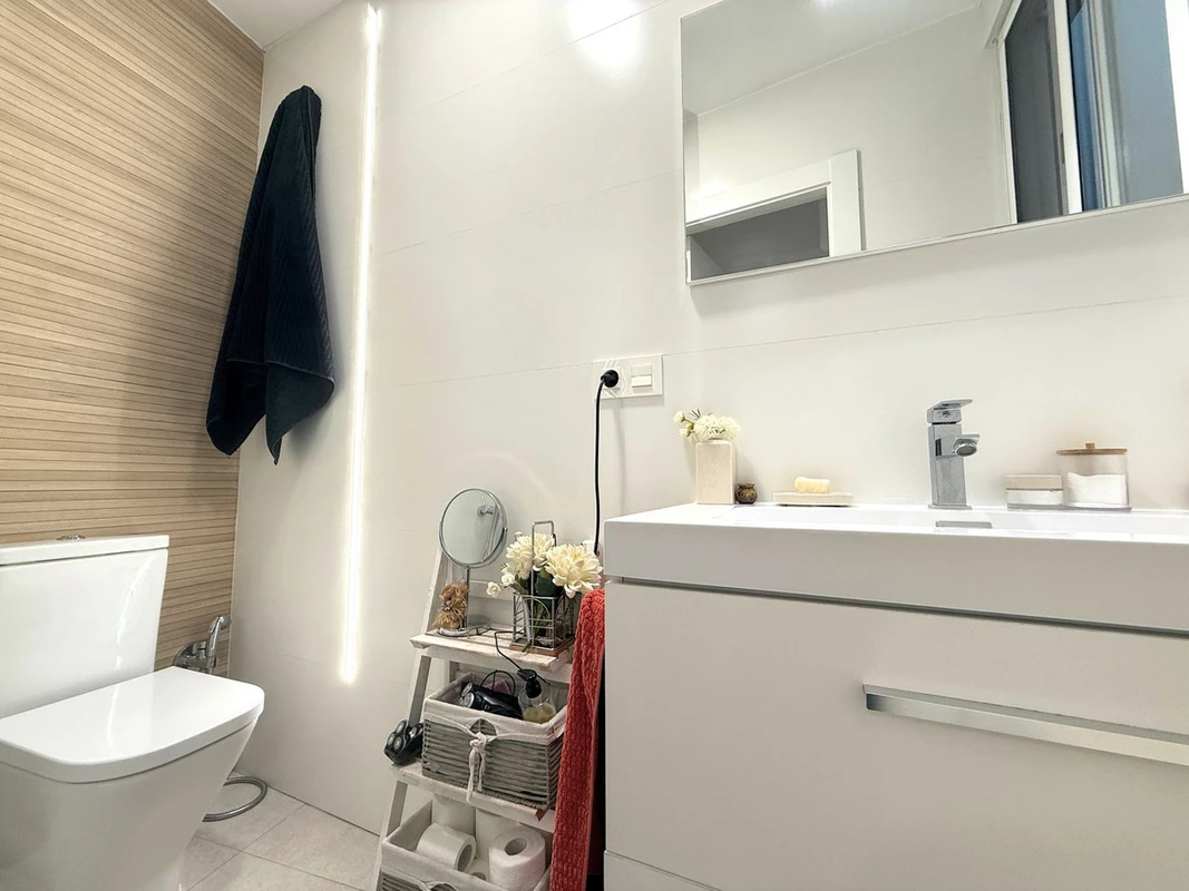 9-467d0cee5b725f3ef65f102a0c2e69c0