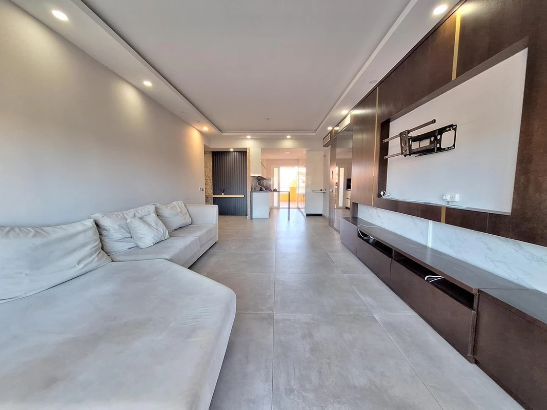 2-5bd7b9d04b45e33852eaf0ec6670150d